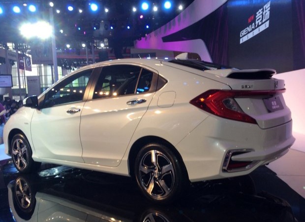 邵陽東風(fēng)本田Gienia競?cè)穑▋蓭缛鸢妫┦装l(fā)，10月18日上市