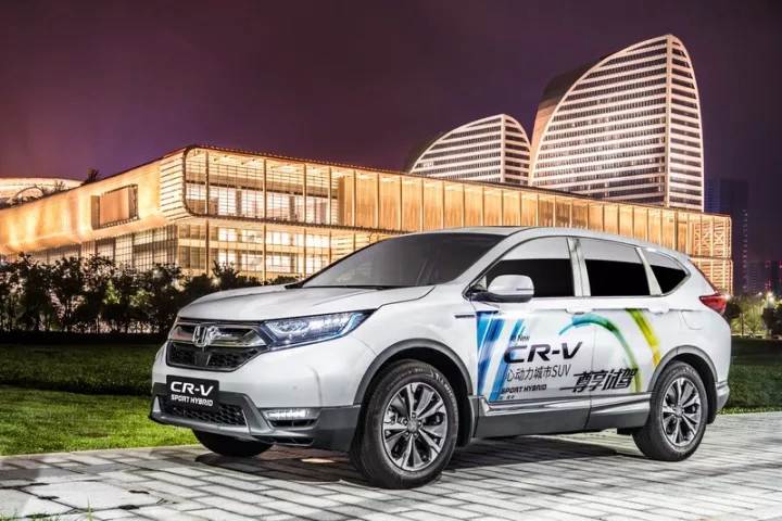 春風又綠江南岸，看景良伴還是當屬CR-V 銳?混動