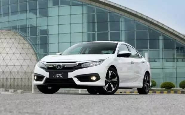 養(yǎng)眼+給力，第十代CIVIC（思域）才是年輕人標(biāo)配