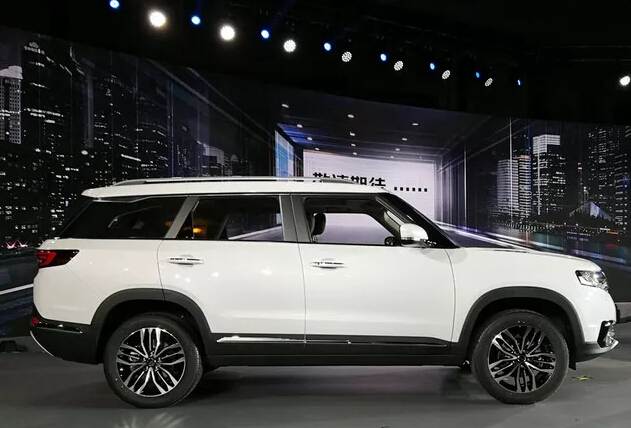 8.79萬(wàn)起霸氣的外觀昌河Q7，你會(huì)選擇？