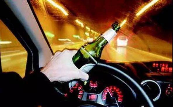 真的假的？最新交規(guī)：酒后躺車內(nèi)休息也算酒駕？
