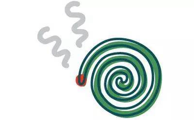 奔馳車突然起火！車主：車里有蚊子，點了盤蚊香……