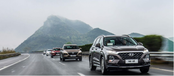 70%的車主不知道怎樣正確給汽車水箱加水，快看是不是你！