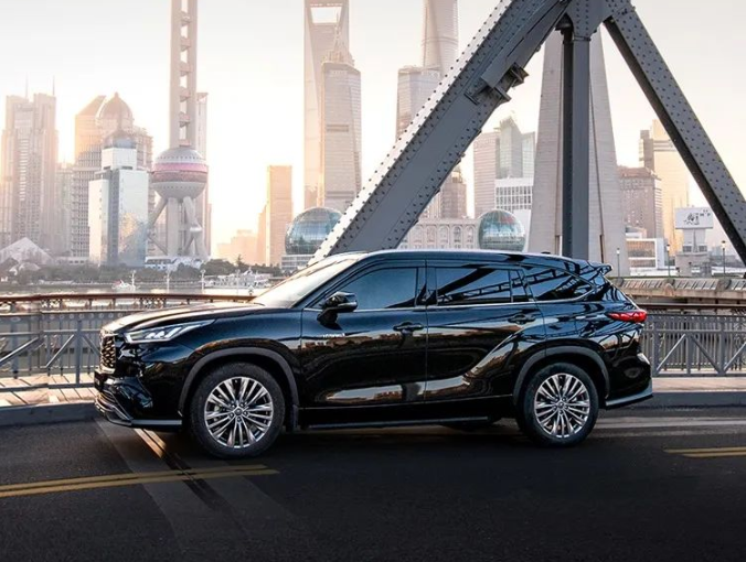 品人間百味，說(shuō)百味人生，看“饞宗大師”沈宏非的蟹語(yǔ)人生